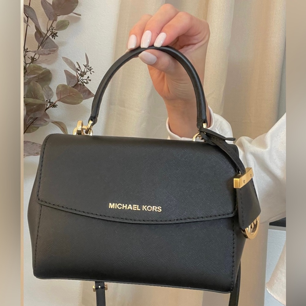 Michael Kors Small Crossbody